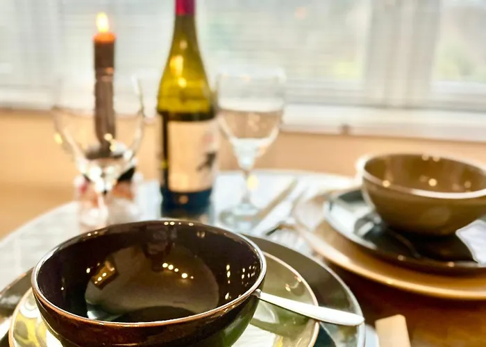 Domspitzen-blick, Cooles 2 Mit Indoor-swimmingpool Auf Dem Dach, Kueche Und Smart-tv