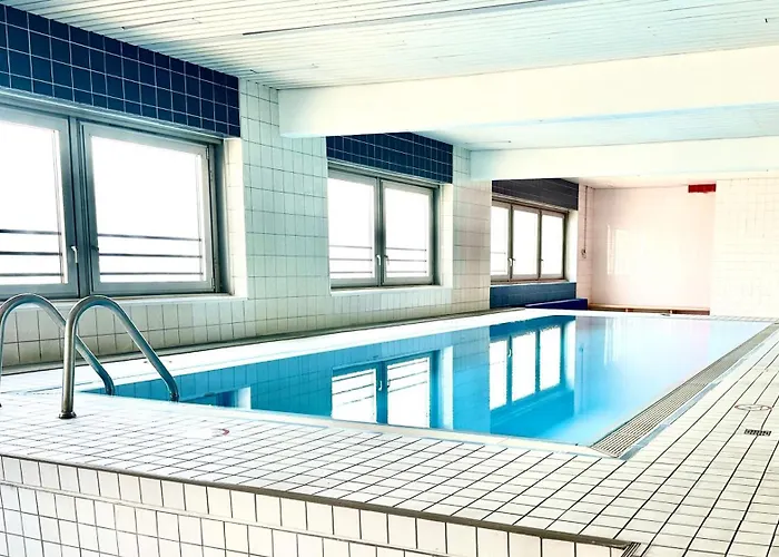 Domspitzen-blick, Cooles 2 Mit Indoor-swimmingpool Auf Dem Dach, Kueche Und Smart-tv *