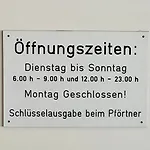 Domspitzen-blick, Cooles 2 Mit Indoor-swimmingpool Auf Dem Dach, Kueche Und Smart-tv
