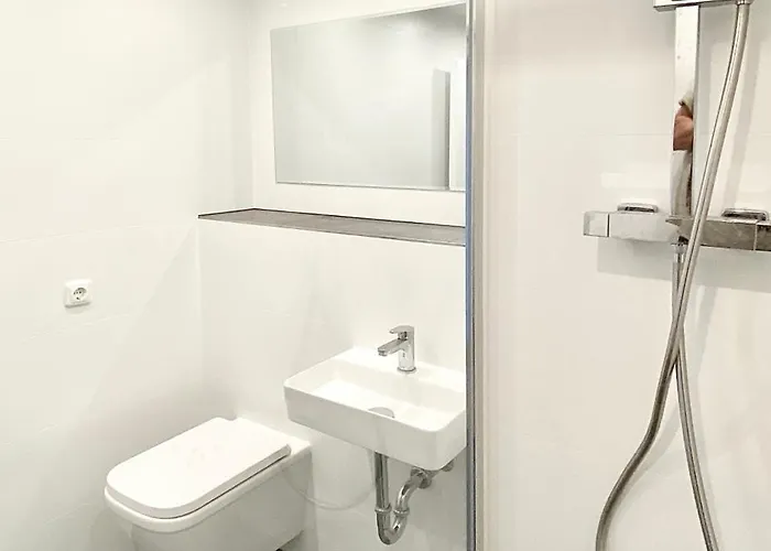 Domspitzen-blick, Cooles 2 Mit Indoor-swimmingpool Auf Dem Dach, Küche Und Smart-tv *