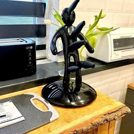 Domspitzen-blick, Cooles 2 Mit Indoor-swimmingpool Auf Dem Dach, Kueche Und Smart-tv Apartman