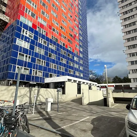 Apartman Domspitzen-blick, Cooles 2 Mit Indoor-swimmingpool Auf Dem Dach, Kueche Und Smart-tv *